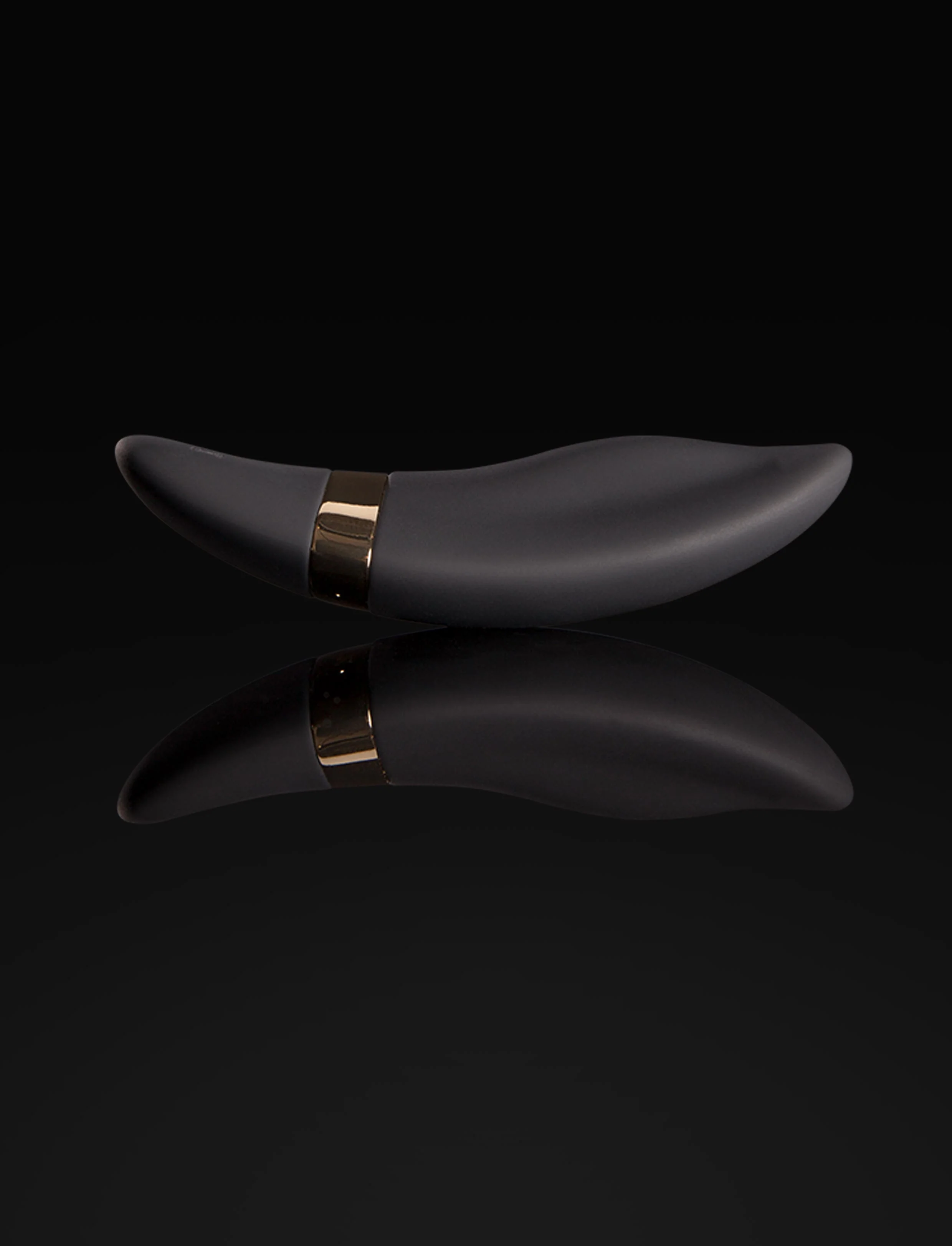 Perla Black Vibrating Thong - Image 7